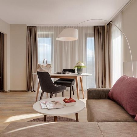 Hotel Stadt Loerrach エクステリア 写真