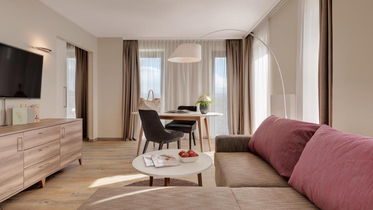 Hotel Stadt Loerrach エクステリア 写真