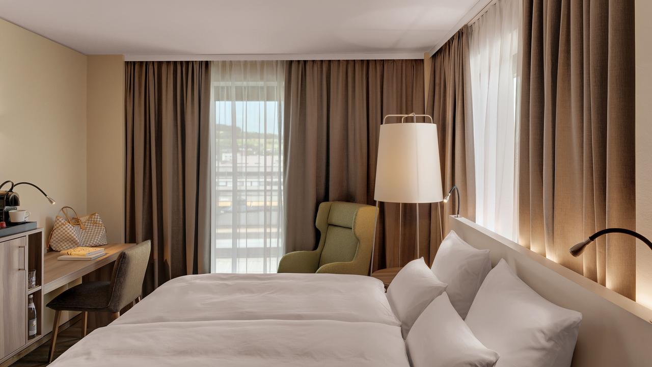 Hotel Stadt Loerrach エクステリア 写真